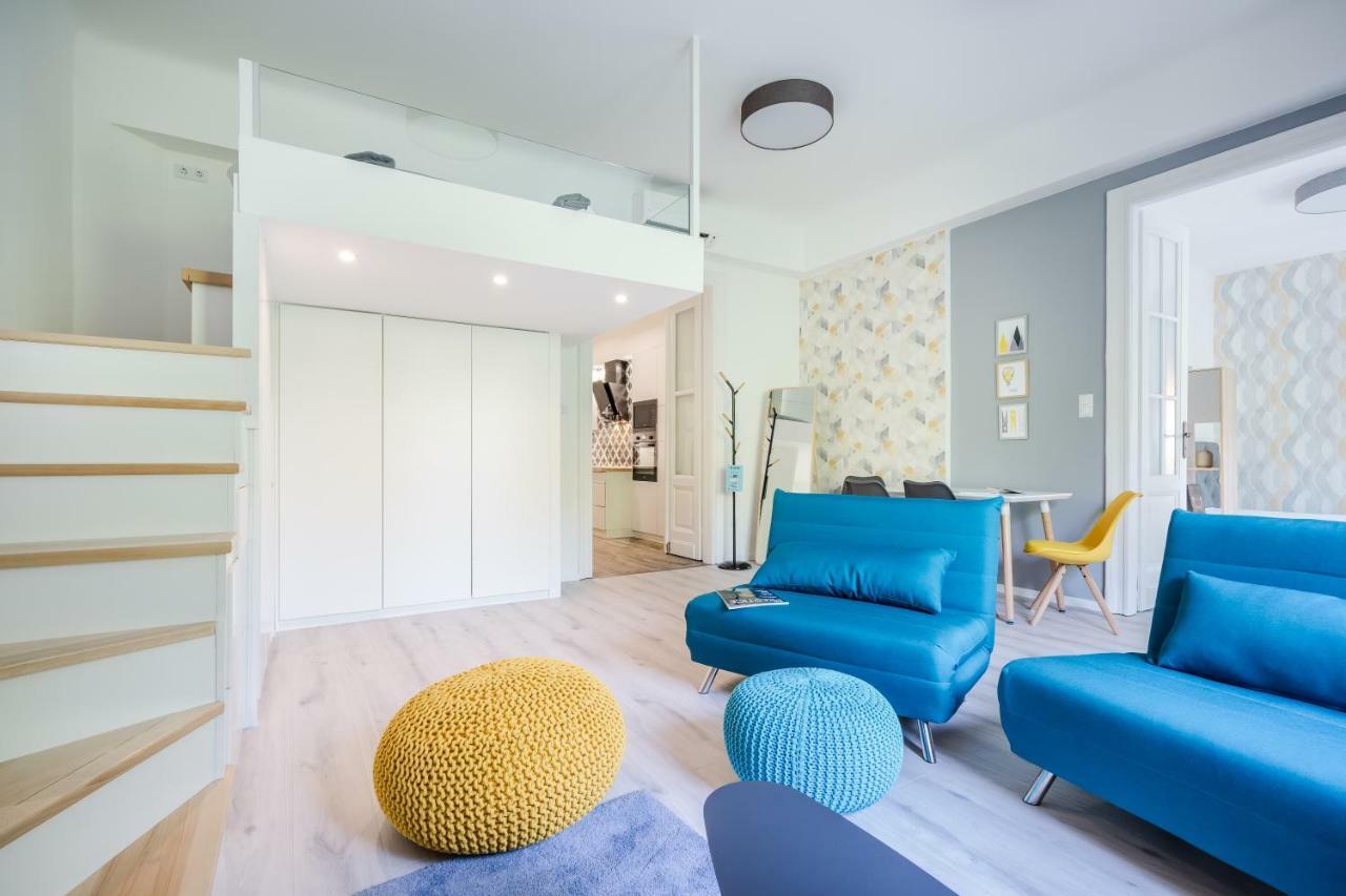 Bpr Color Fusion Home With A/C Budapest Luaran gambar