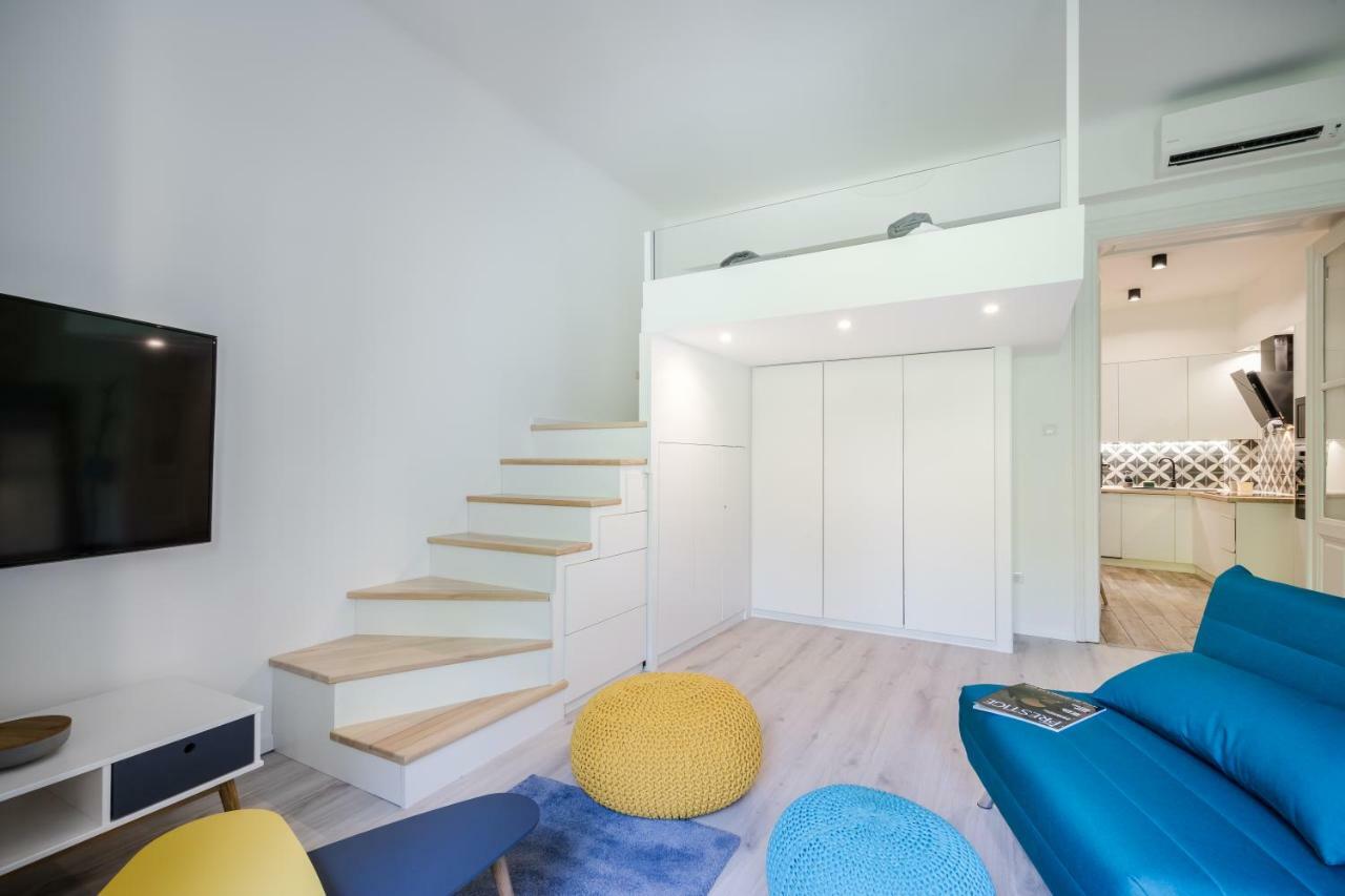 Bpr Color Fusion Home With A/C Budapest Luaran gambar