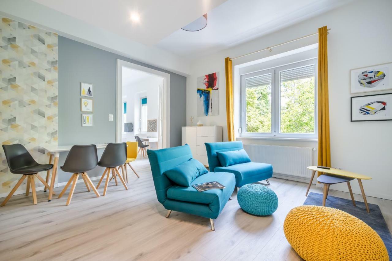 Bpr Color Fusion Home With A/C Budapest Luaran gambar