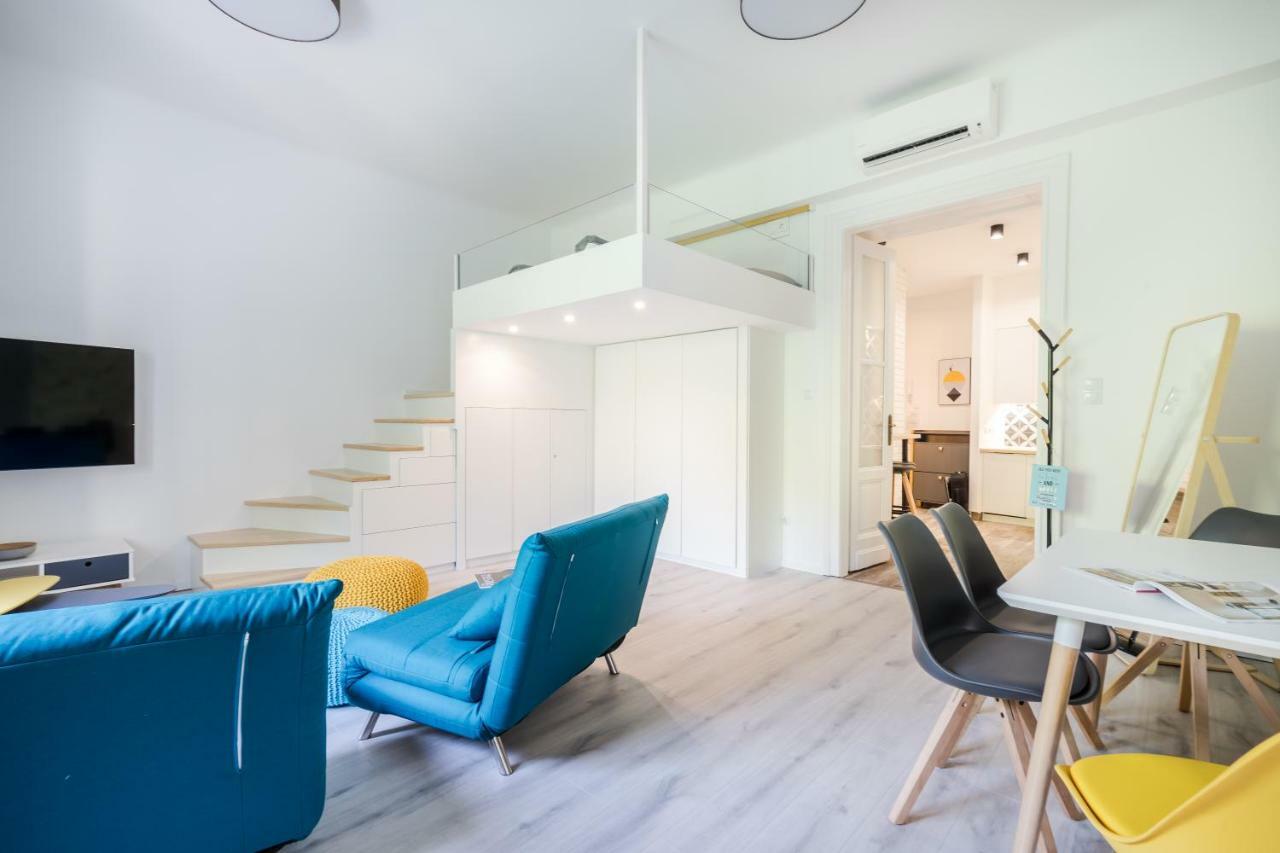 Bpr Color Fusion Home With A/C Budapest Luaran gambar